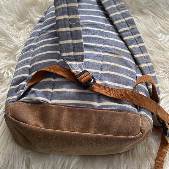 Target Explore blue white brown striped back pack back sack book bag travel bag - Picture 3 of 16